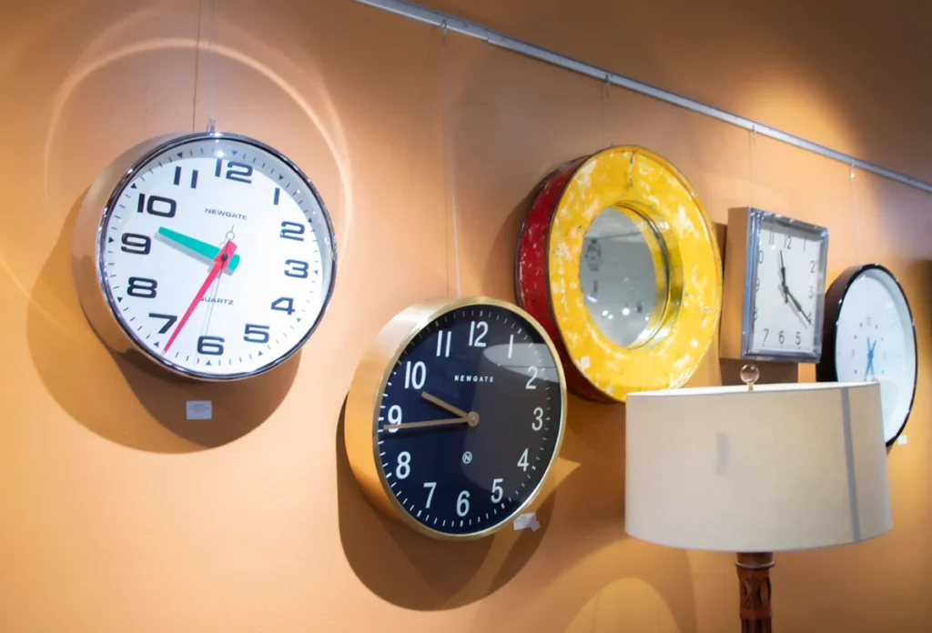 clocks 1944x